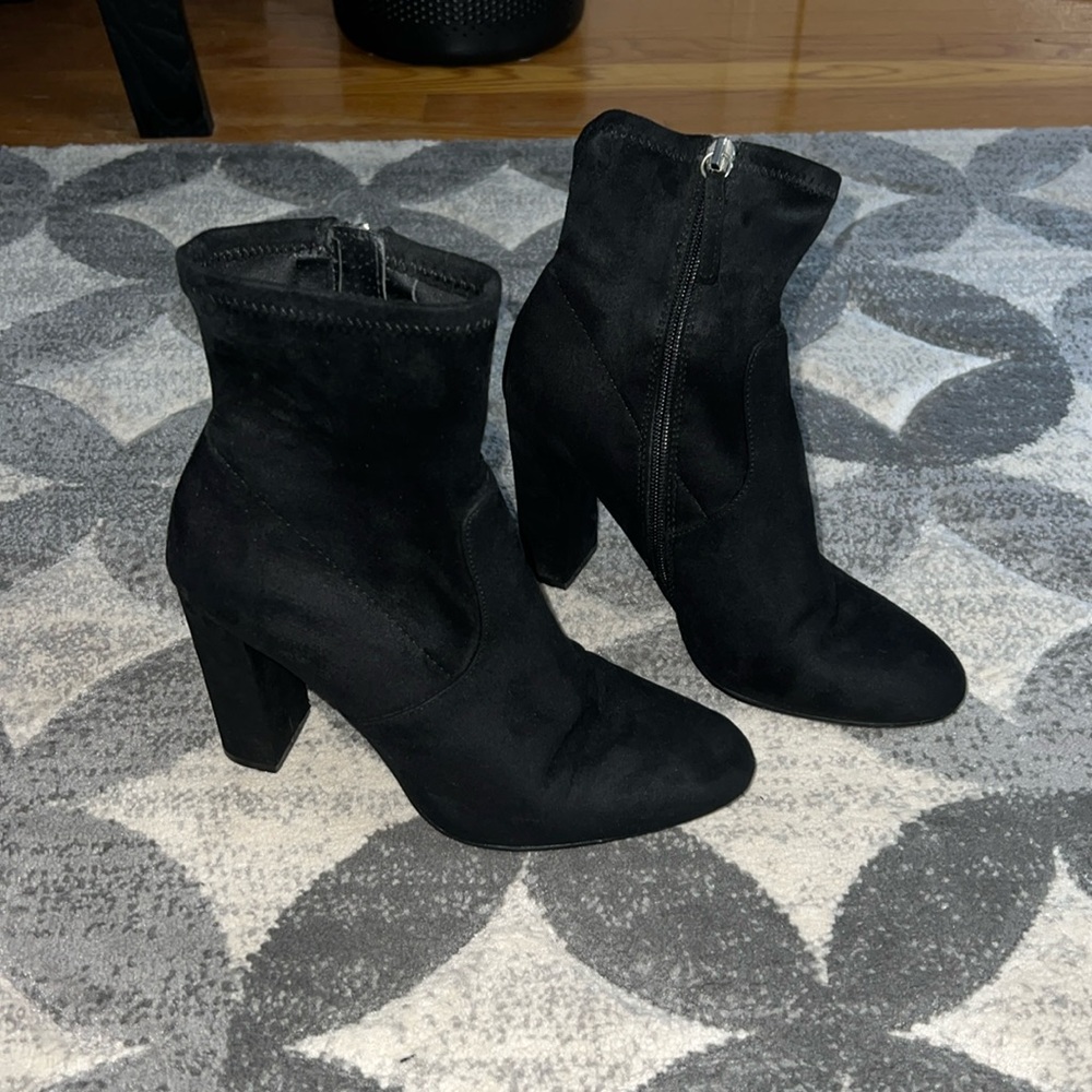 Steve Madden Sock Booties, Size 7.5M